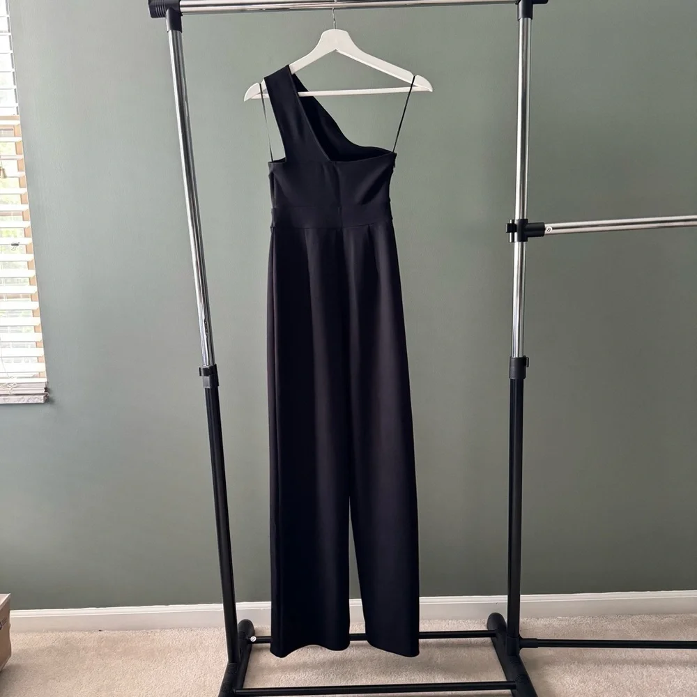 Abercrombie & Fitch Black One-Shoulder Jumpsuit - Picture 5 of 6